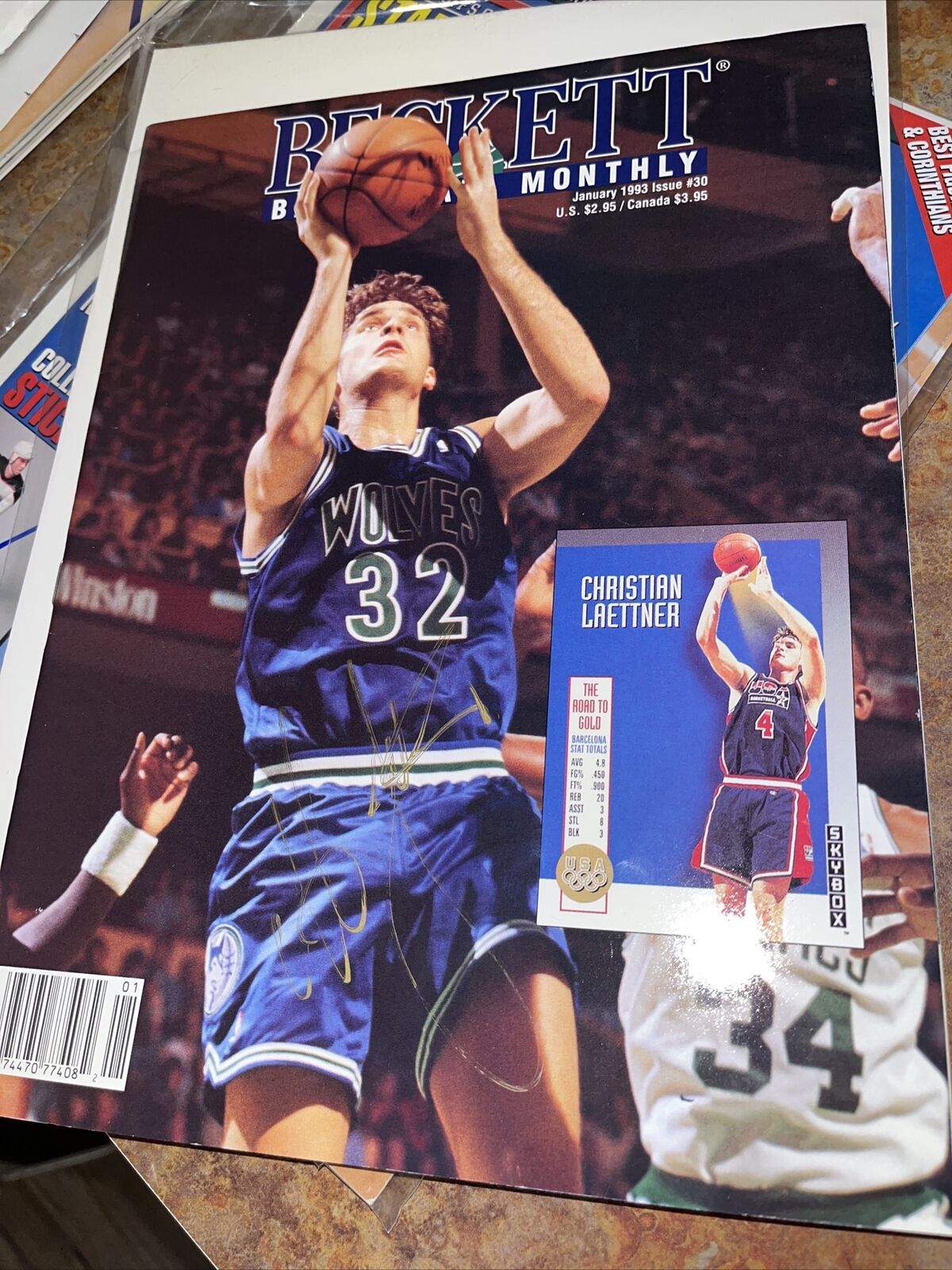 Christian Laettner Signed Beckett Basketball Magazine 1993 Timberwolves